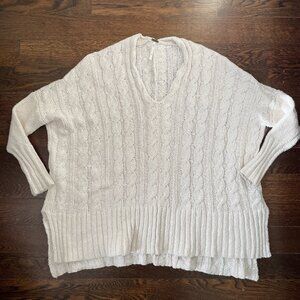 Free People Easy Cable V Neck pullover sweater in Cream-Small